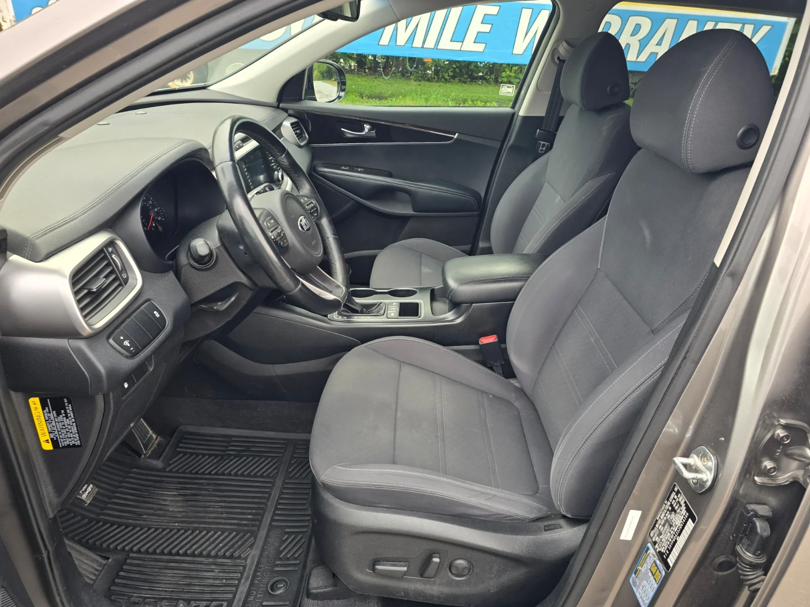 Used 2018 Titanium Silver Kia LX image 13