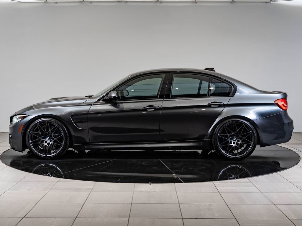 Used 2018 Mineral Gray Metallic BMW  image 5