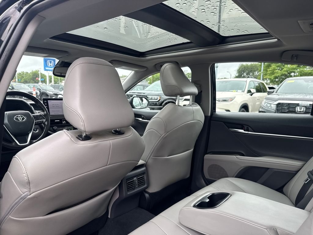 Used 2022 Black Toyota XLE image 37
