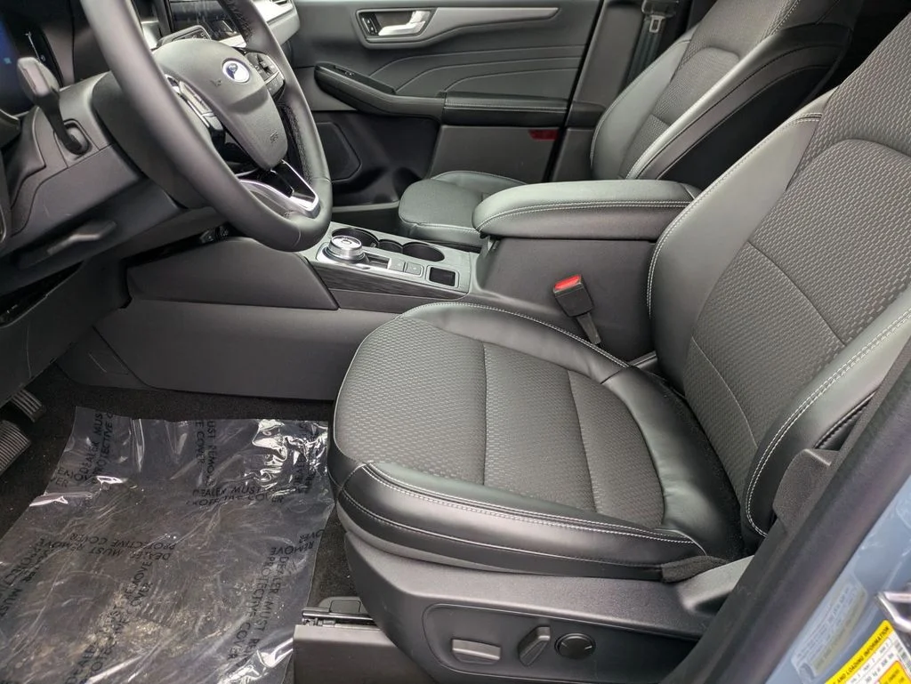 New 2024 Vapor Blue Metallic Ford Plug-in Hybrid image 20