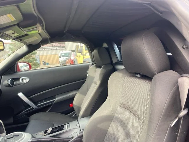 Used 2007 Red Nissan Enthusiast image 10