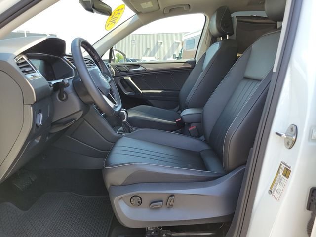 Used 2023 White Volkswagen 2.0T SE image 20