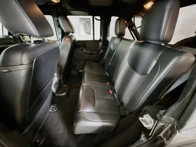 Used 2017 Gray Jeep Unlimited Sahara image 24