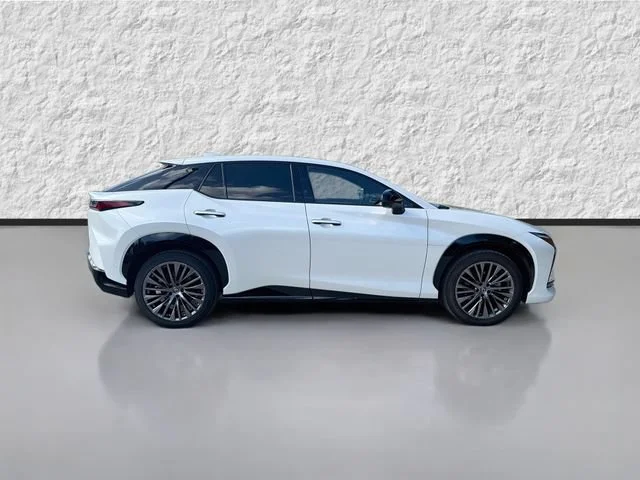 Used 2023 White Pearl Lexus RZ 450e Luxury image 2
