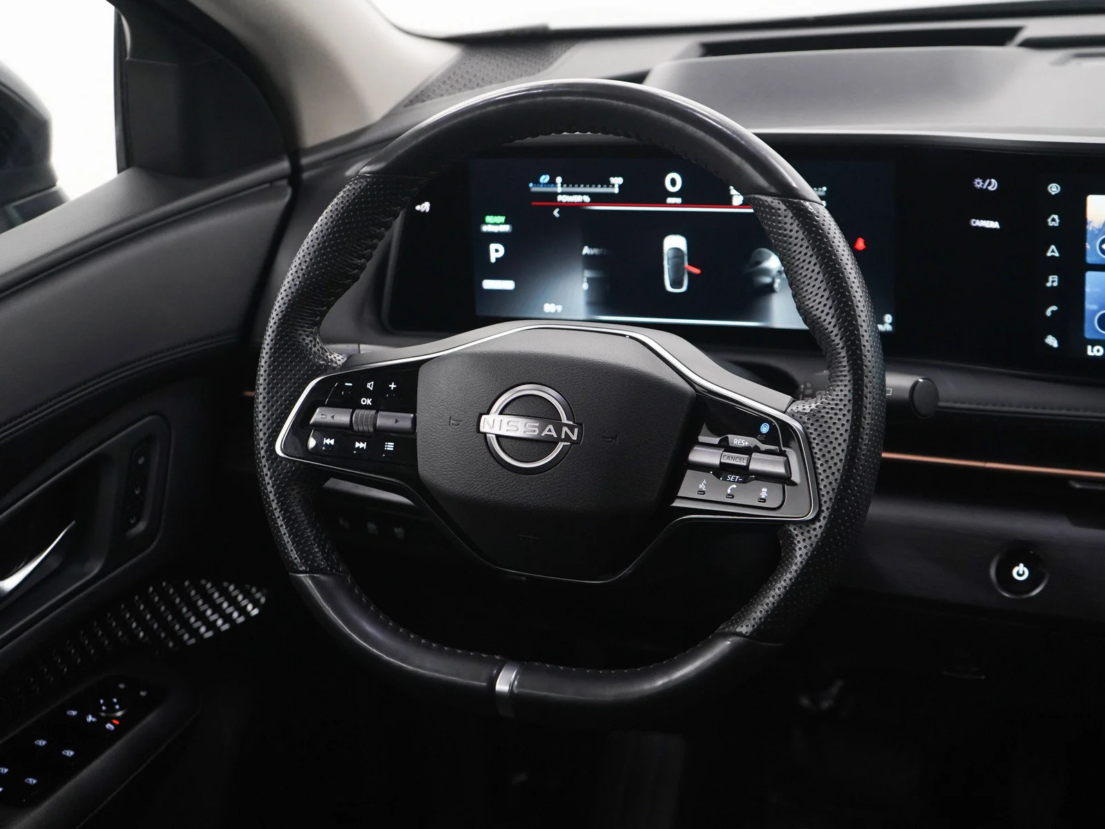 Used 2025 Gun Metallic Nissan ENGAGE image 14