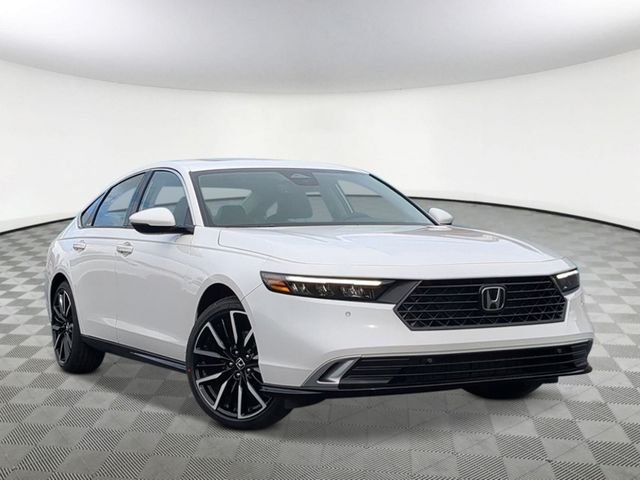 New 2026 Platinum White Pearl Honda Touring image 7