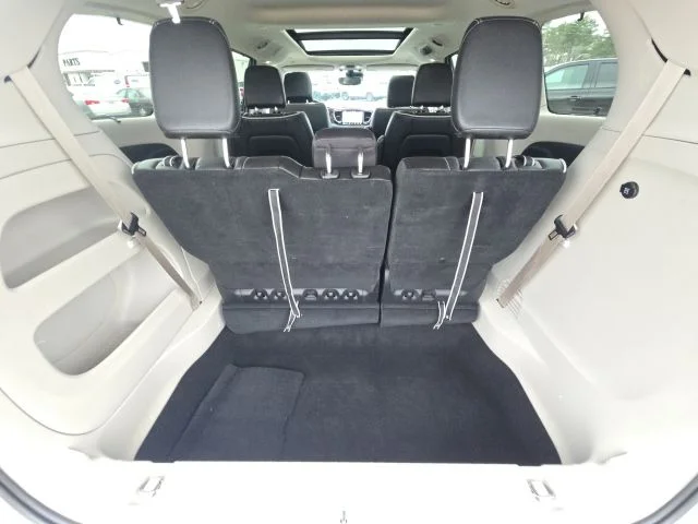 Used 2024 Silver Chrysler Limited image 13