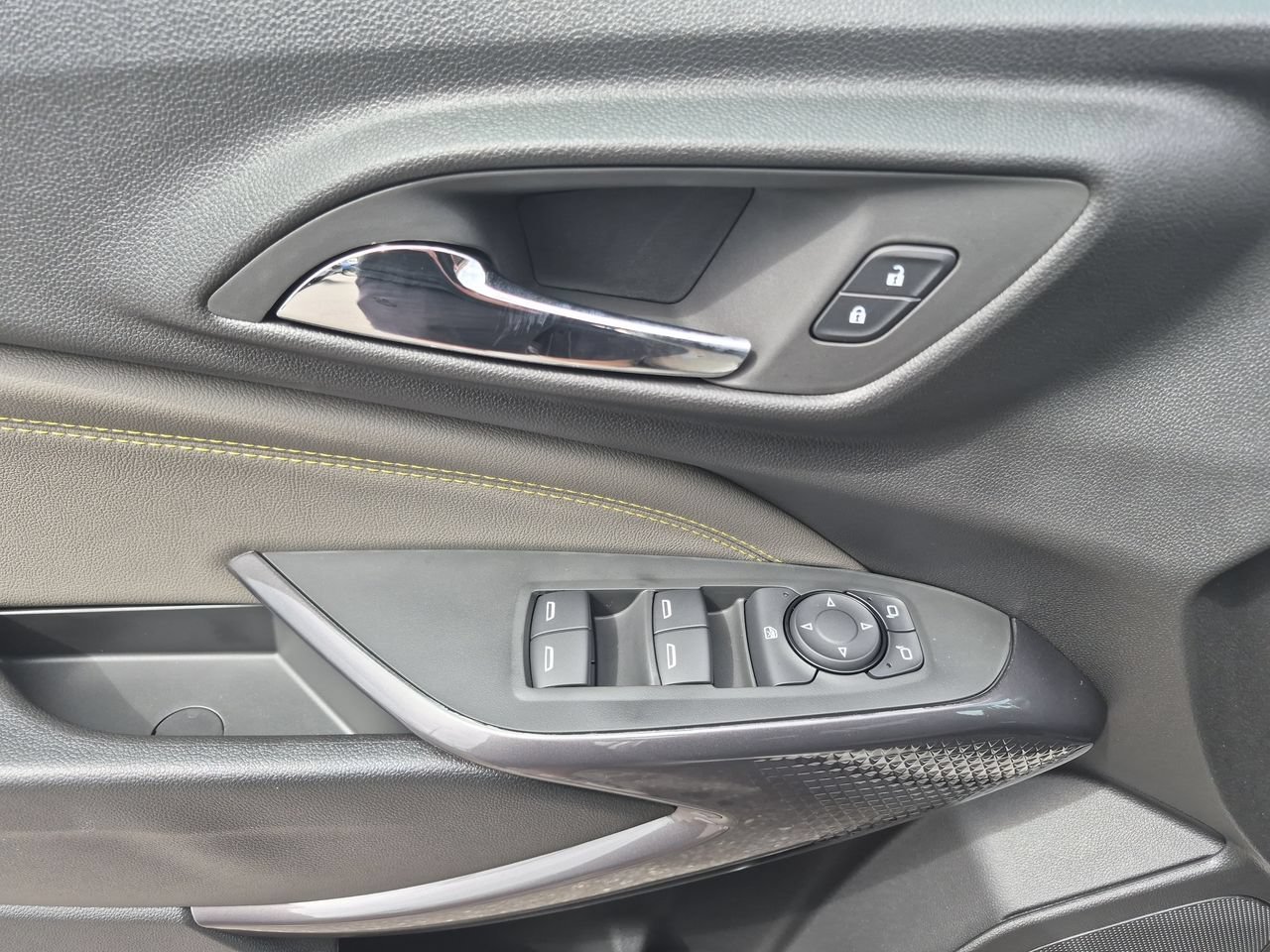 2026 Chevrolet Trax Activ - Photo 21