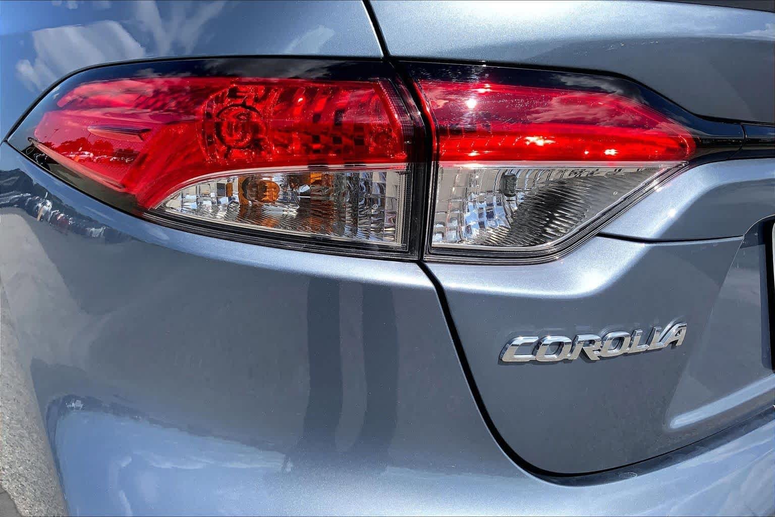 Used 2026 Celestite Toyota SE image 28