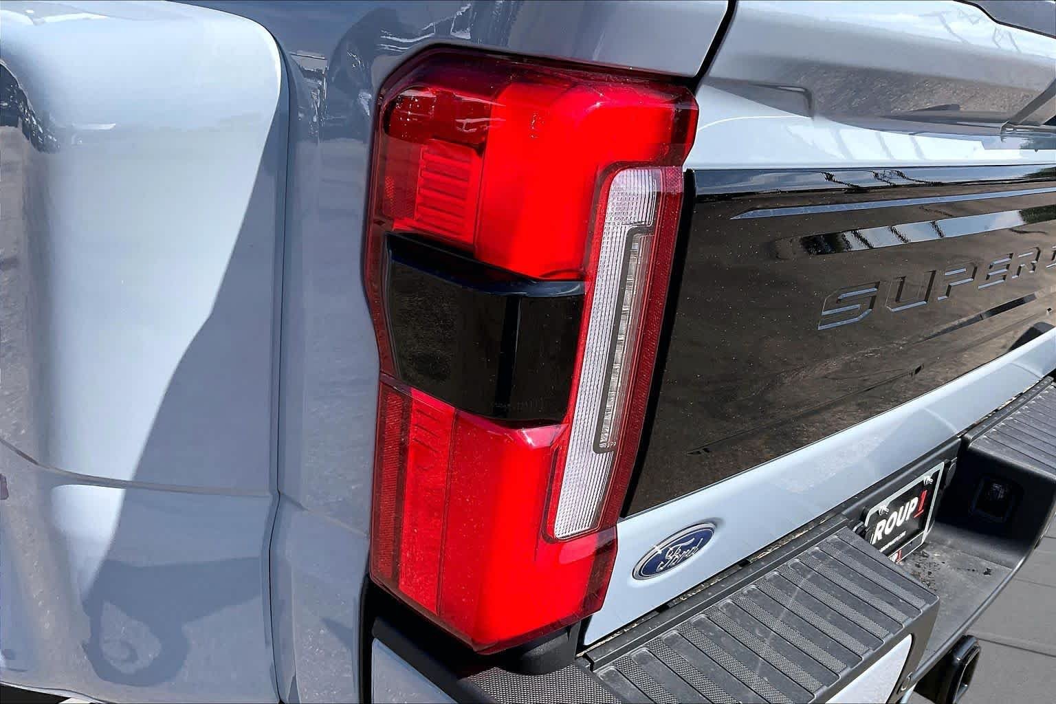 New 2026 Glacier Gray Metallic Tri-Coat Ford F-450® Platinum® image 14