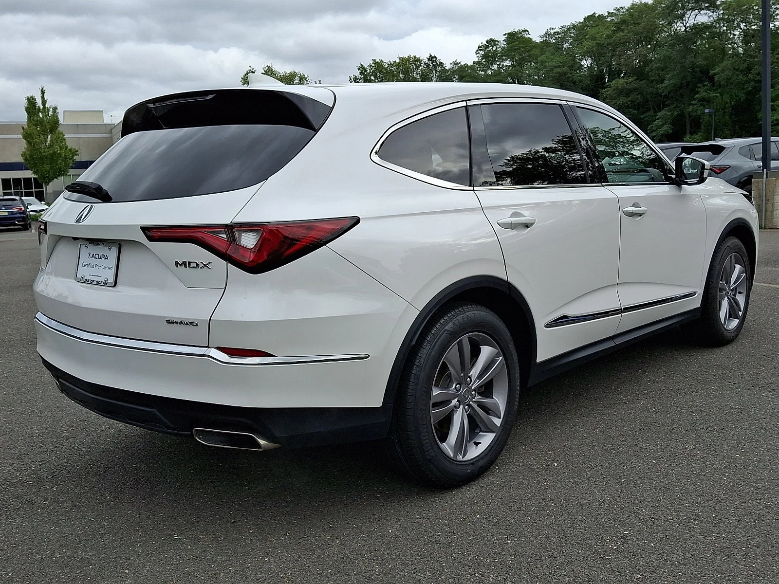 Certified Used 2024 Platinum White Pearl Acura SH-AWD image 36