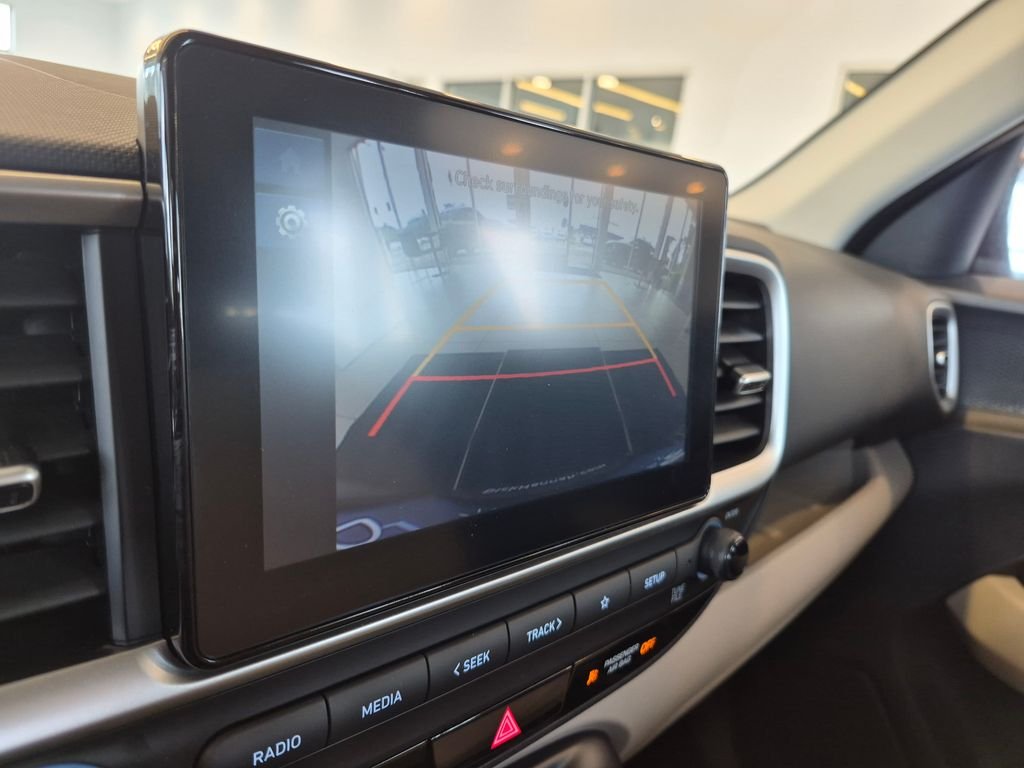 Used 2025 Red Hyundai SEL image 19