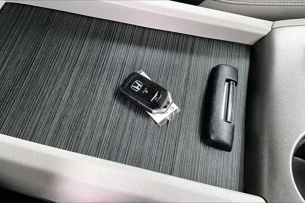 Certified Used 2022  Honda RTL-E image 35