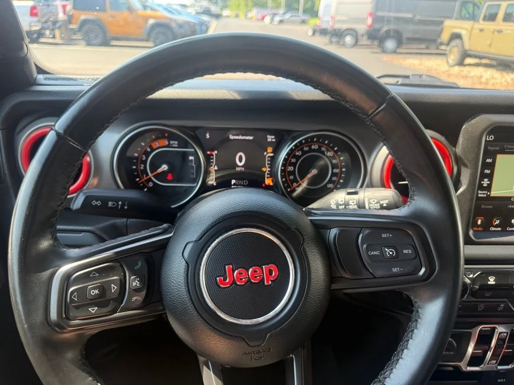Used 2022 Black Jeep Unlimited Sport S image 19