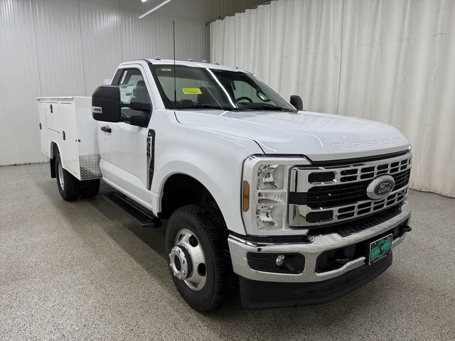 2026 Ford Super Duty F-350 DRW F-350® XL