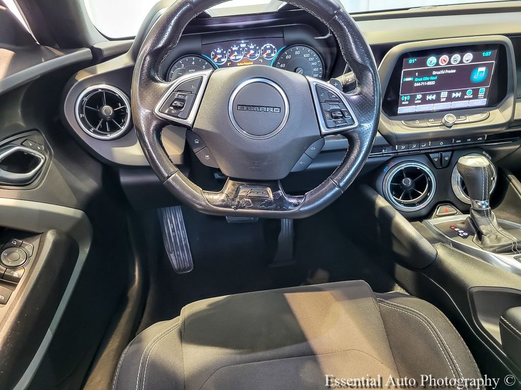 Used 2017 Silver Ice Metallic Chevrolet SS image 9