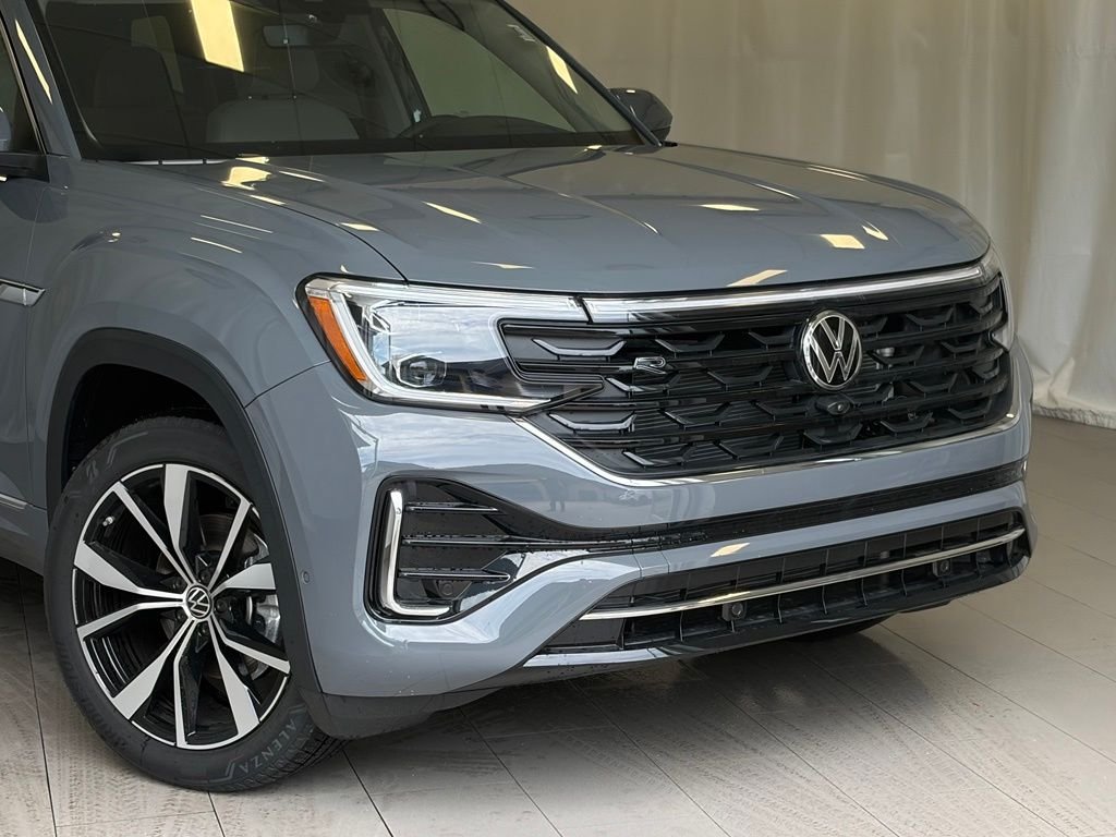 New 2026 Pure Gray Volkswagen SEL Premium R-Line image 6