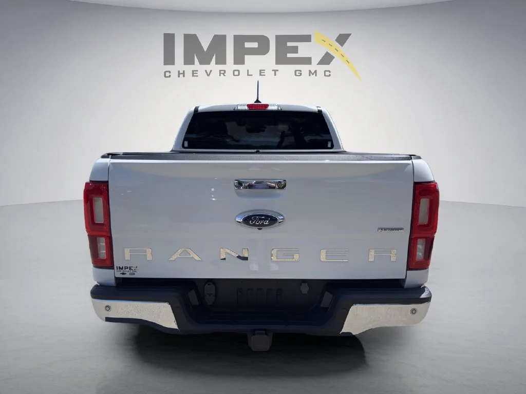 Used 2019  Ford XL image 4