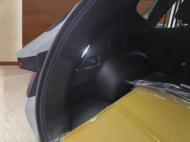 New 2026 White Hyundai SEL AWD image 19