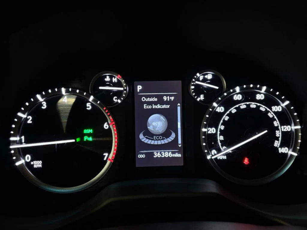 Used 2023 White Lexus 460 image 14