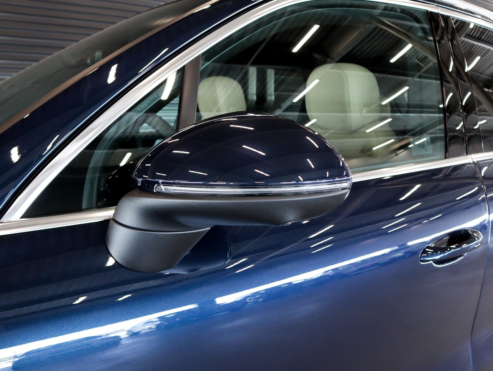 2025 Porsche Cayenne S - Photo 31