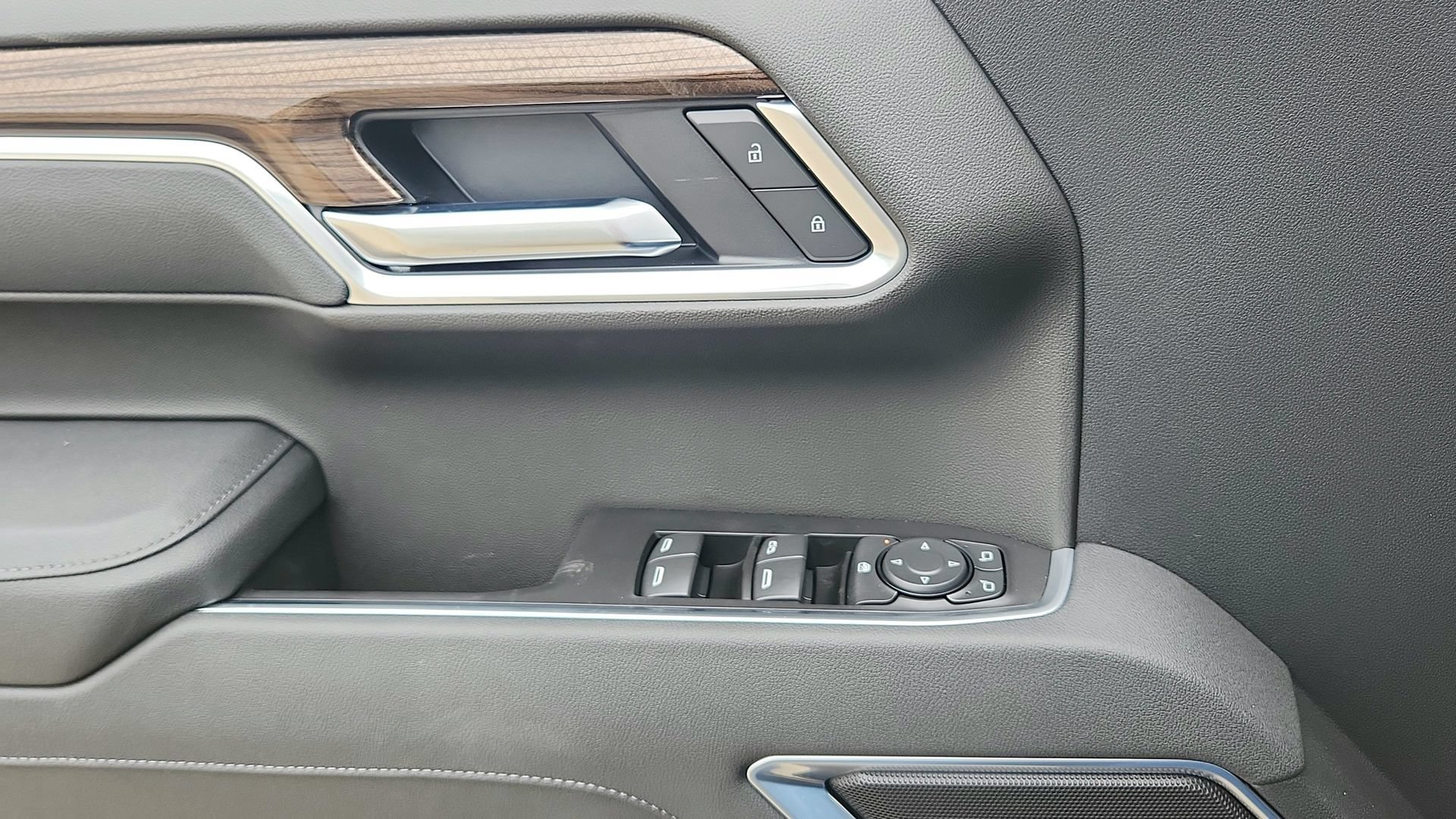 2026 Chevrolet Silverado 1500 RST - Photo 21