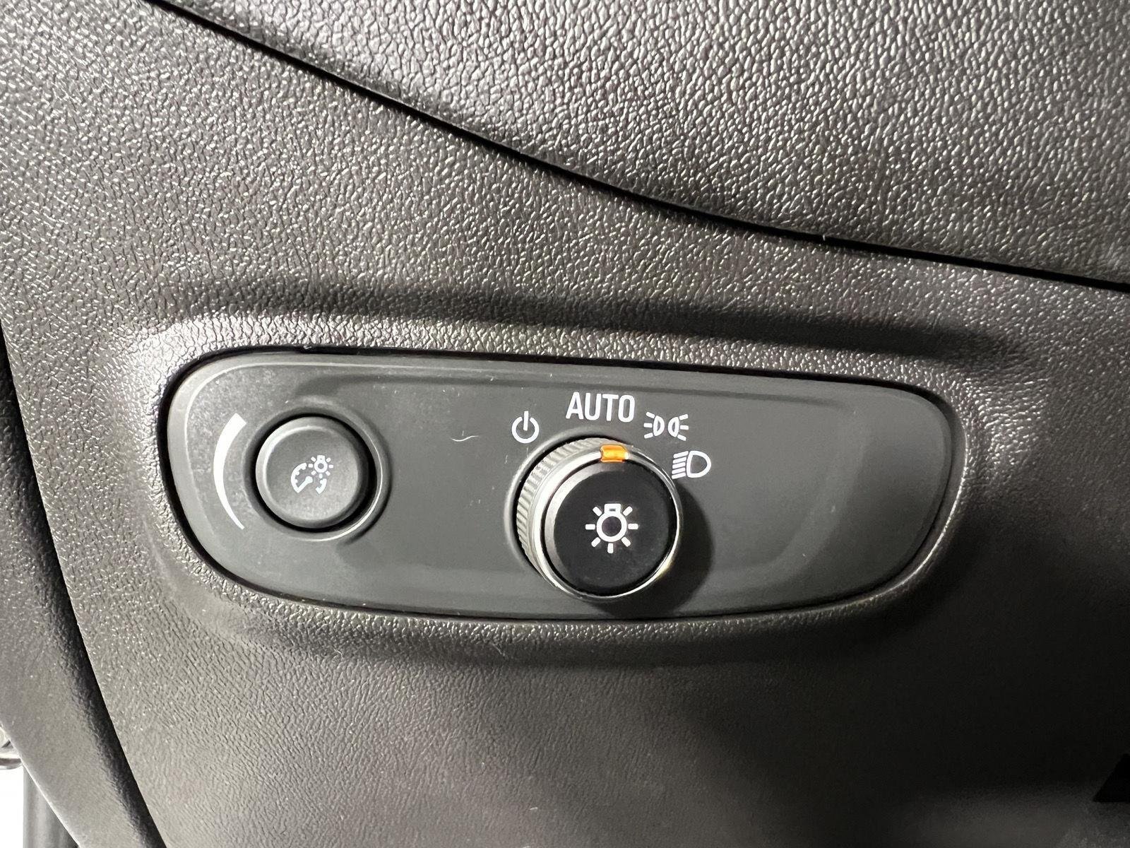 Used 2024 Iridescent Pearl Tricoat Chevrolet RS image 22