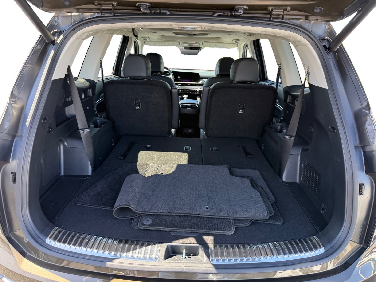 Used 2023 Moss Kia SX-Prestige image 17