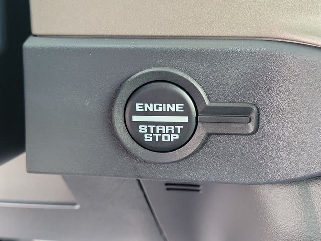 New 2026 Avalanche Gray Ford Outer Banks® image 15