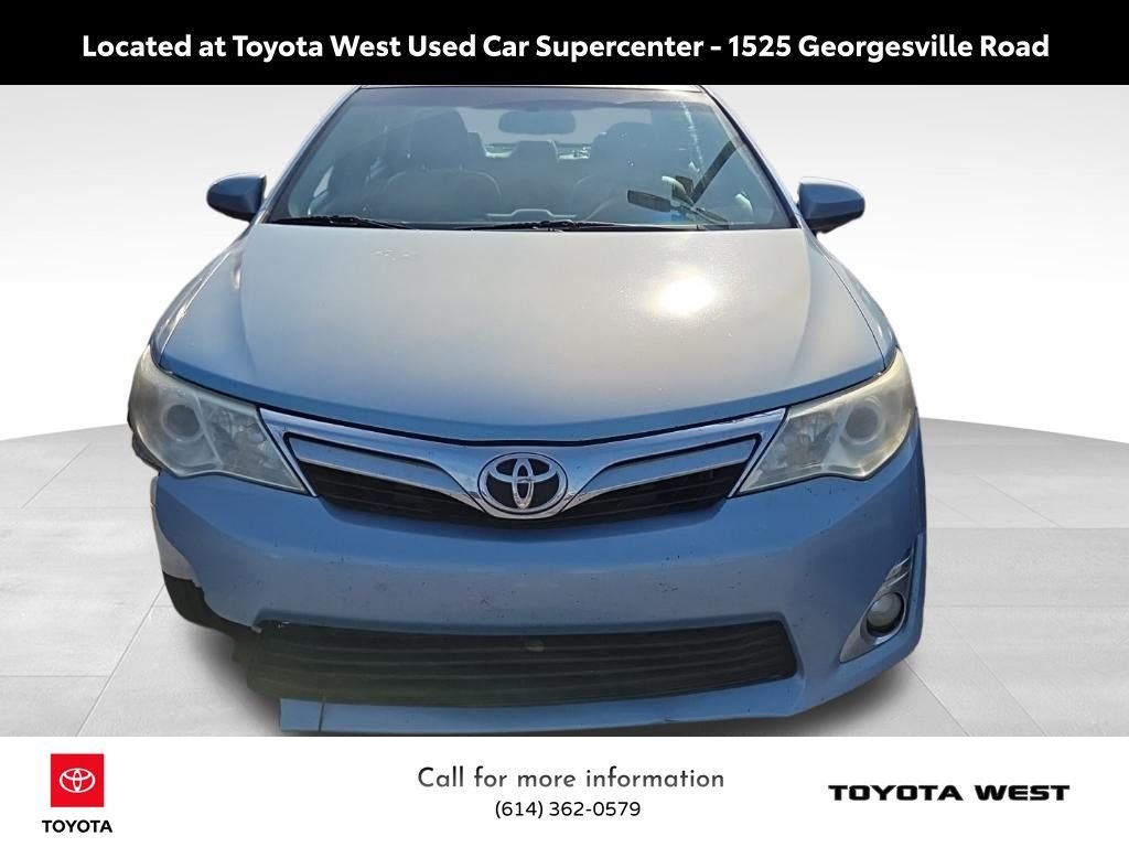 Used 2012 Blue Toyota XLE image 2