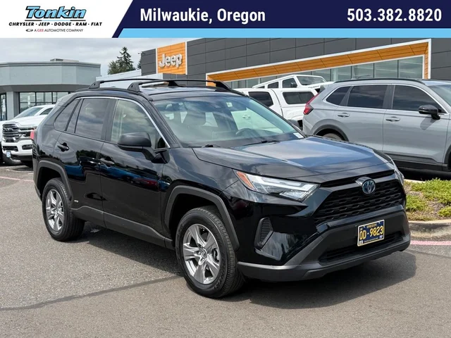 2023 Toyota RAV4 Hybrid LE