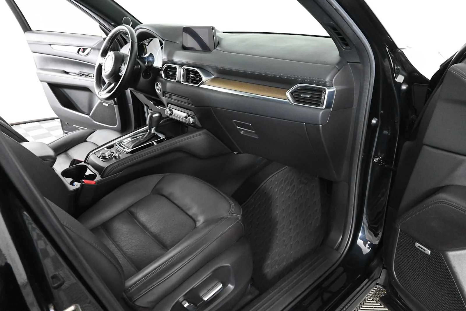 Used 2019 Jet Black Mica Mazda Signature image 11