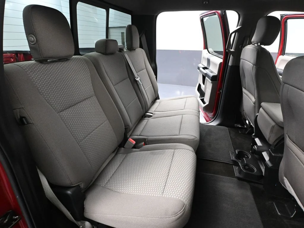 Used 2018 Red Ford XLT image 44