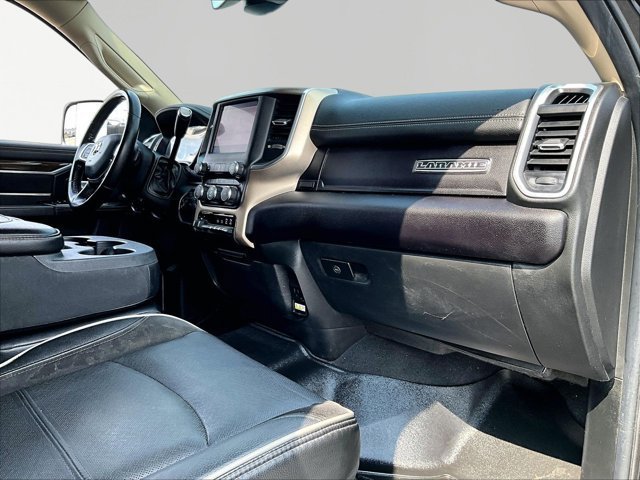 Used 2022 Diamond Black Cry Ram Laramie image 14