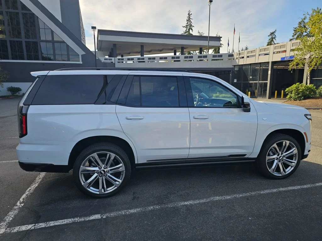 2026 Cadillac Escalade Platinum Sport - Photo 8