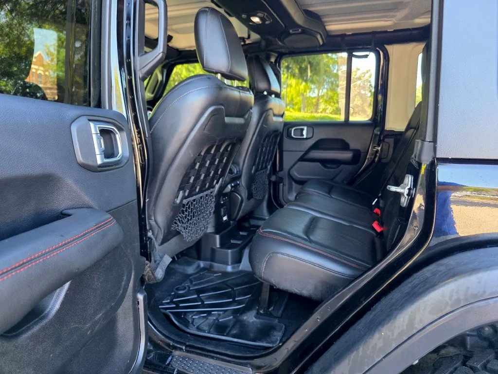 Used 2018 Black Jeep Rubicon 4x4 image 30