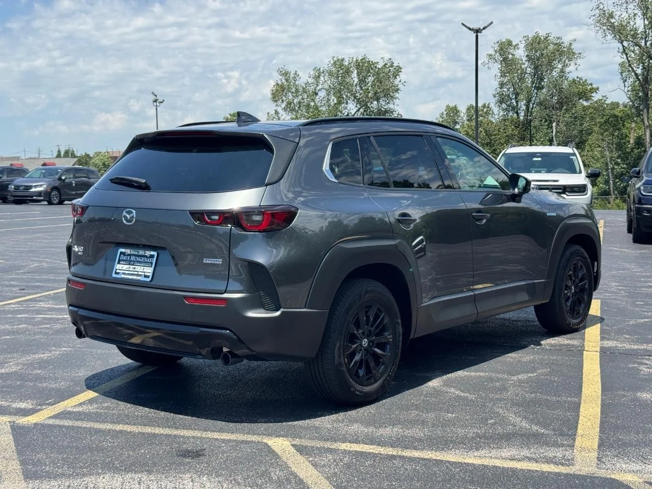 Used 2025 Machine Gray Metallic Mazda Premium image 4