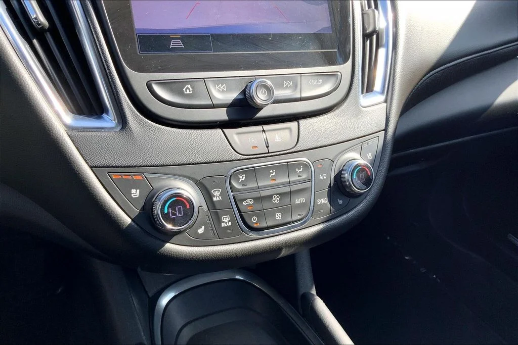 Used 2023 Sterling Gray Metallic Chevrolet LT image 30