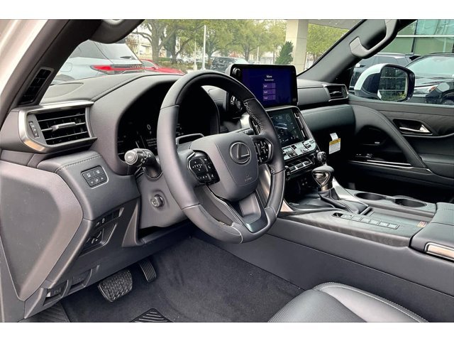 New 2026 Eminent White Pearl Lexus LUXURY image 17