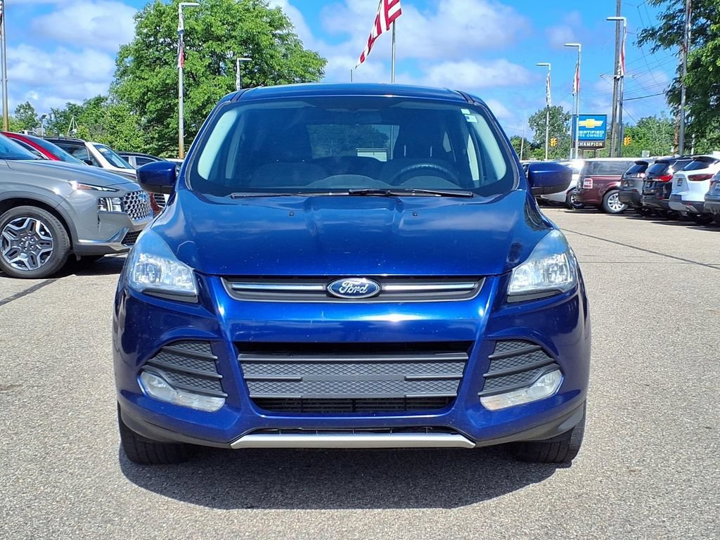 Used 2014 Ford Escape SE with VIN 1FMCU9G93EUE37979 for sale in Howell, MI