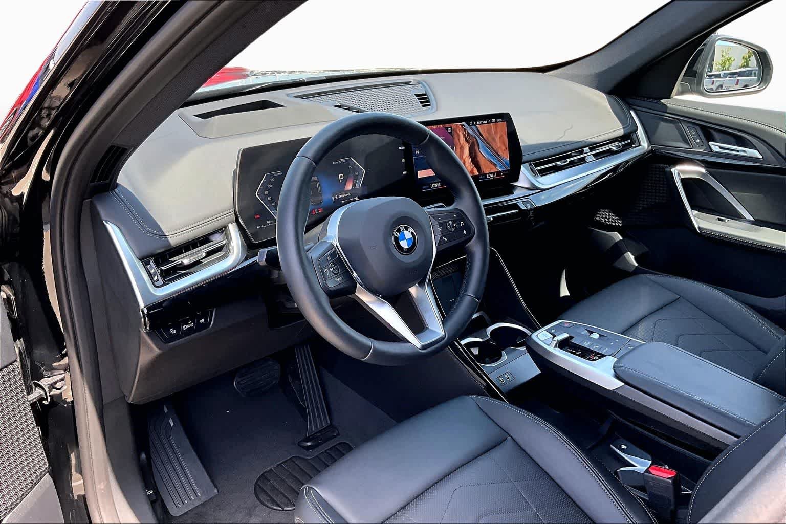 Used 2025 Black Sapphire Metallic BMW xDrive28i image 17