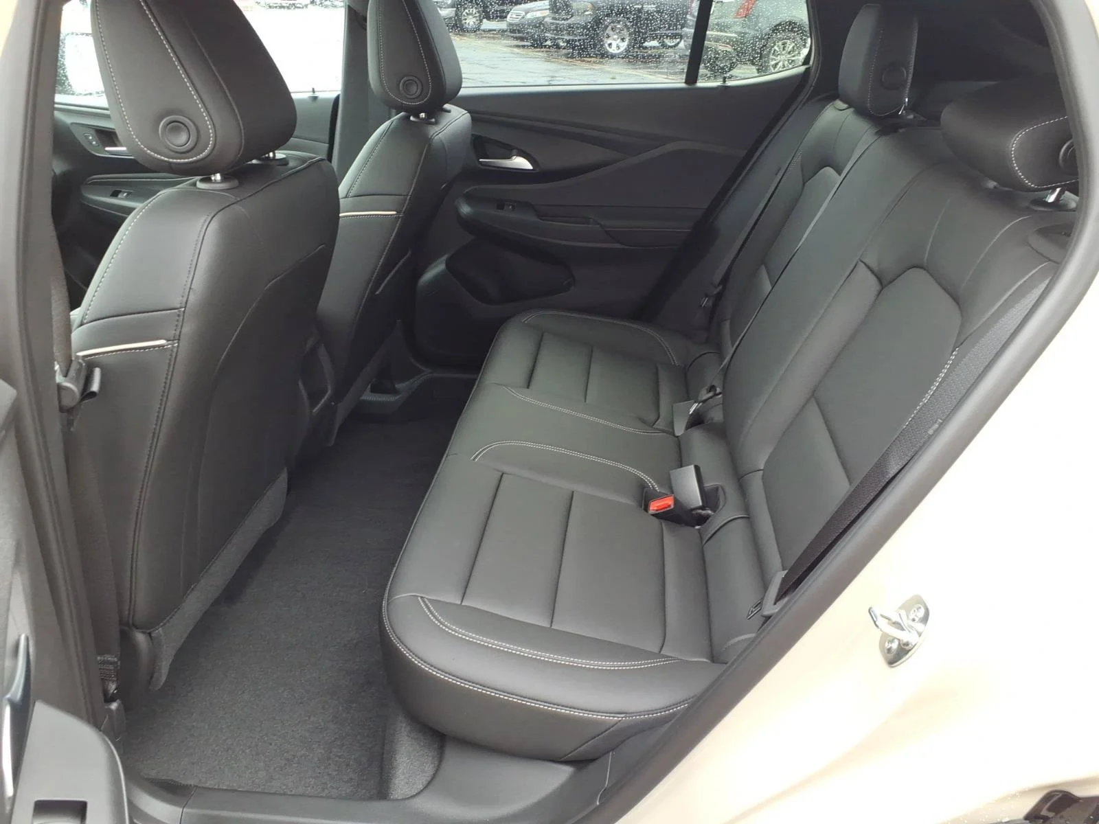 2026 Buick Envista Sport Touring - Photo 7