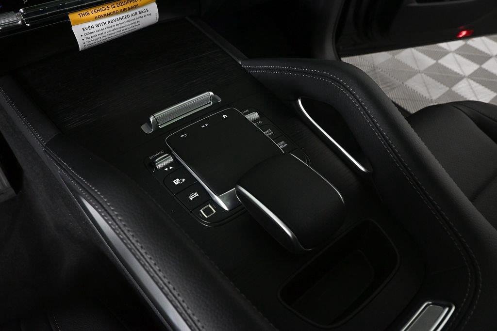 New 2026 Black Mercedes-Benz GLE 450 image 16