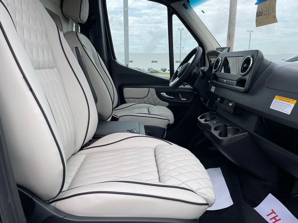 2024 Mercedes-Benz Sprinter Cargo Van Base - Photo 34