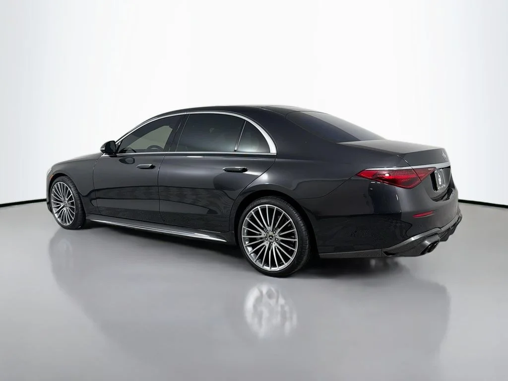 Used 2023 Gray Mercedes-Benz S 500 image 7