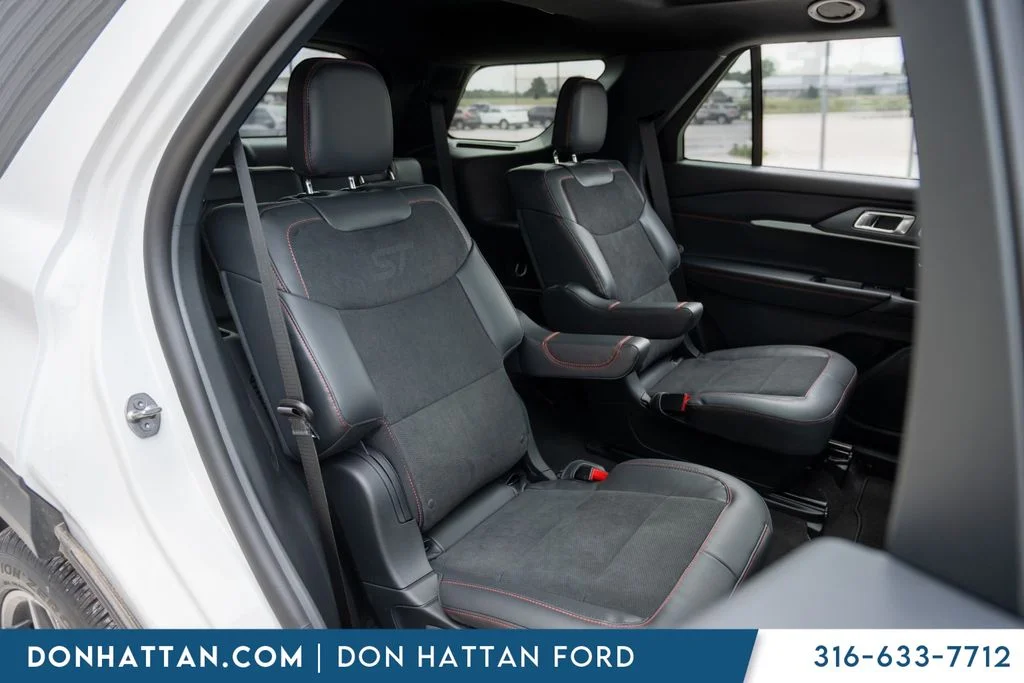New 2026 Star White Metallic Tri-Coat Ford ST image 31