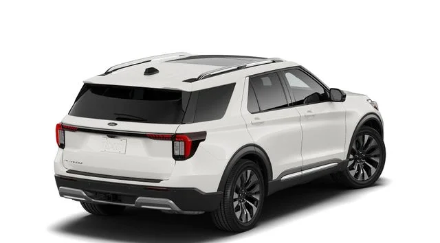 New 2026 Star White Metallic Tri-Coat Ford Platinum image 3
