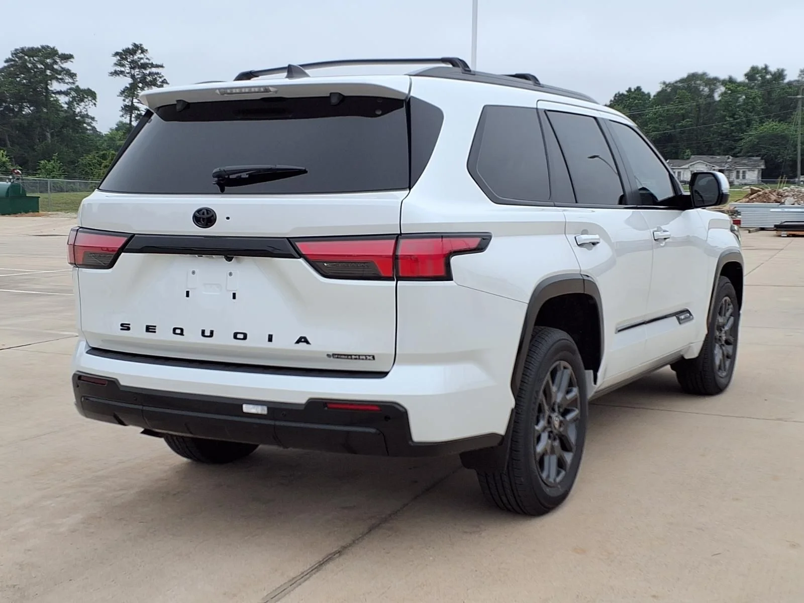 New 2026 Off-white Toyota Platinum image 6