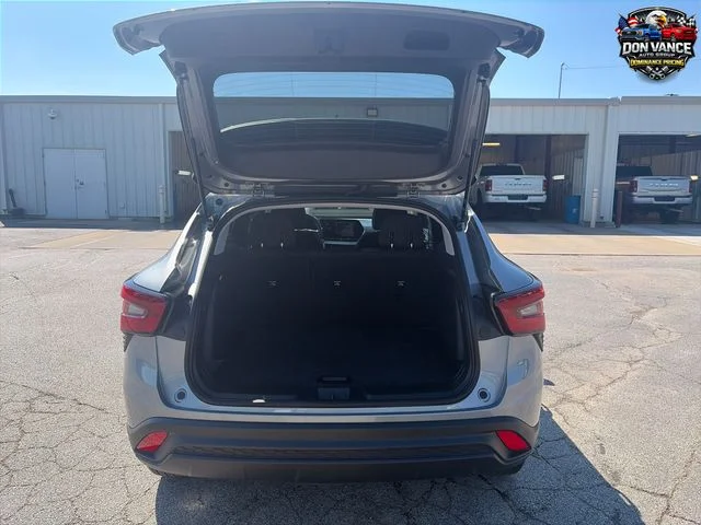 Used 2026 Gray Chevrolet LS image 22