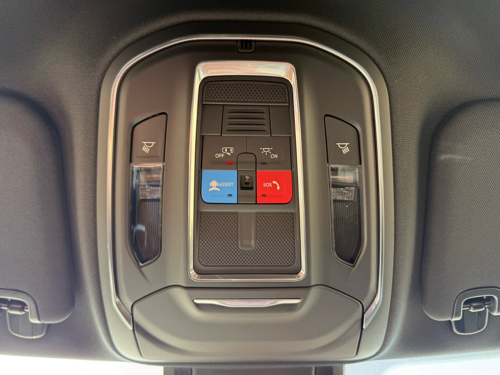 New 2026 Hydro Blue Pearlcoat Jeep Laredo image 24